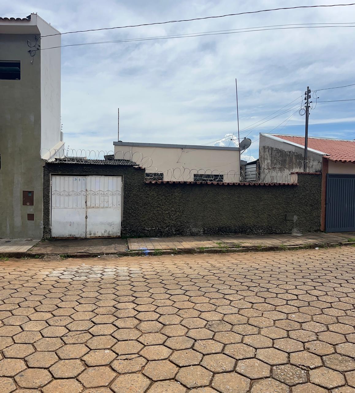 CASA A VENDA  NOVA ERA